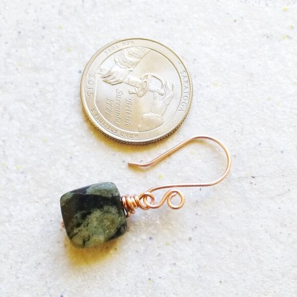 Minimalist Green Jasper Square Dangle Earrings ~ Gorgeous Hand Hammered EarWires - Picture 6 of 10